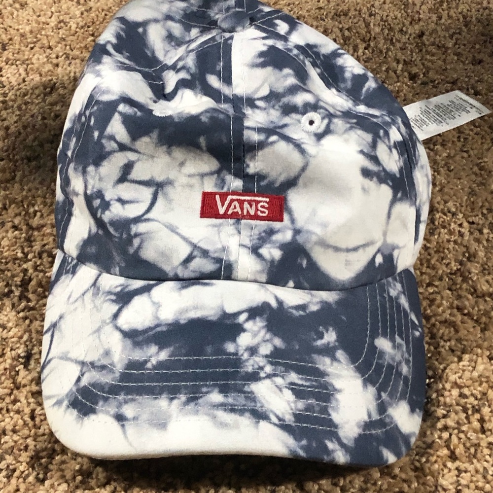 VANS HAT WORN ONCE